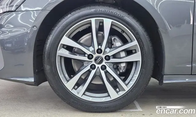 Audi A6 2023 2.0 автомат (гидро), миниатюра 5