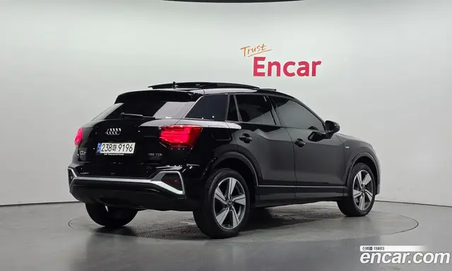 Audi Q2 2023 2.0 автомат (гидро), миниатюра 2