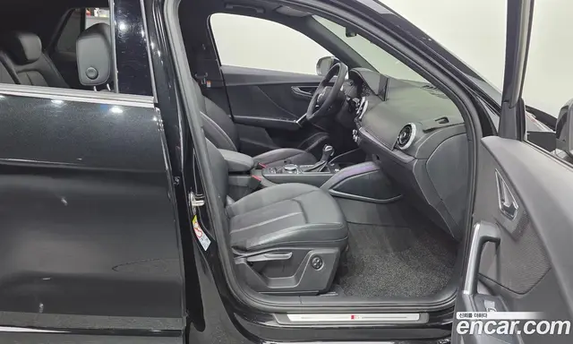 Audi Q2 2023 2.0 автомат (гидро), миниатюра 11