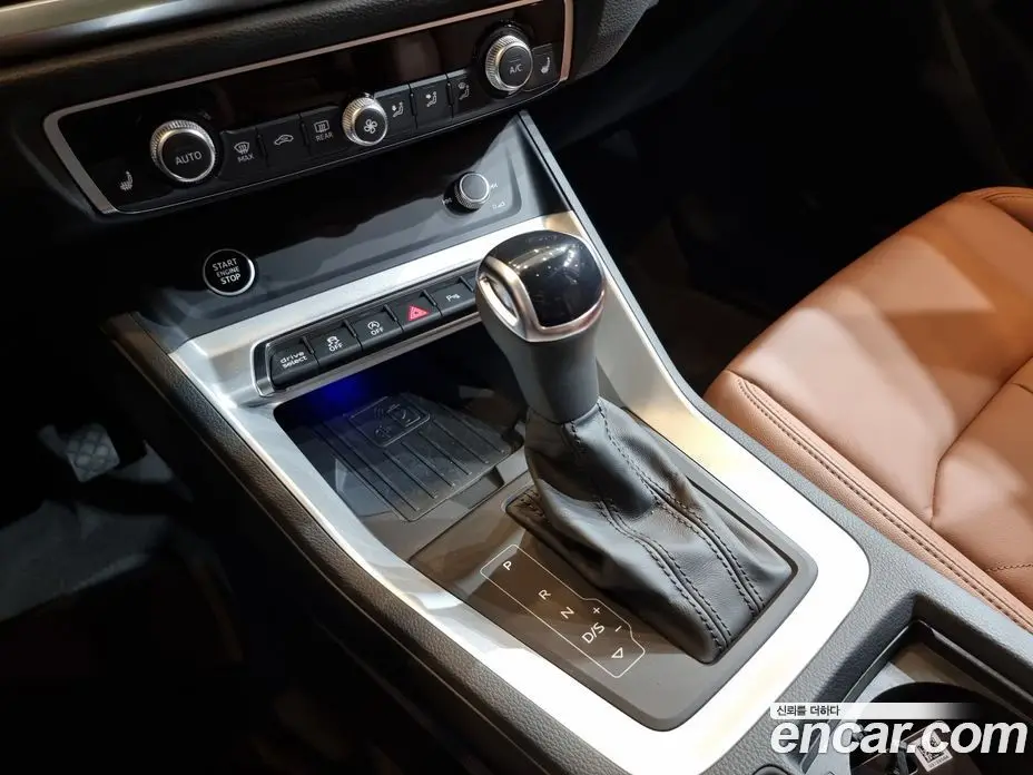 Audi Q3 2025 2.0 автомат (гидро), фото 9