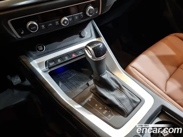 Audi Q3 2025 2.0 автомат (гидро), миниатюра 9