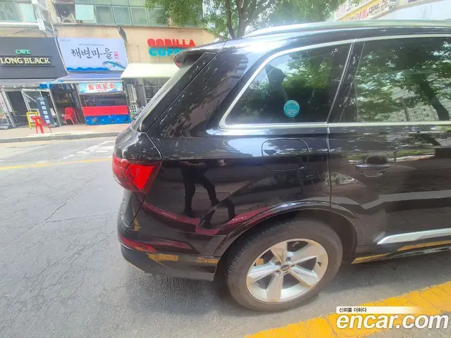 Audi Q7 2021 3.0 автомат (гидро), миниатюра 3