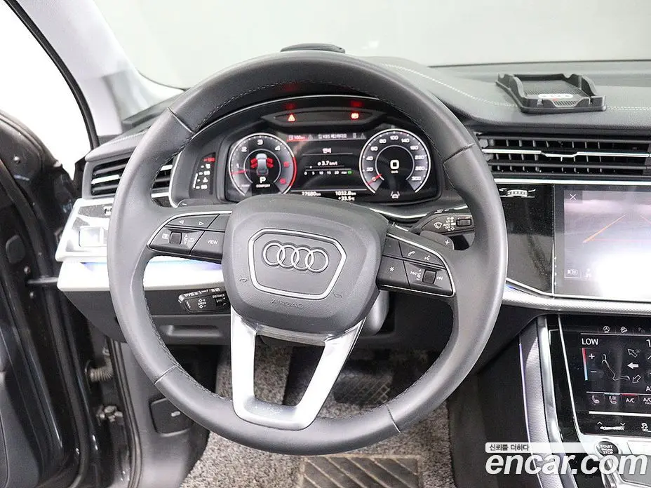 Audi Q7 2023 3.0 автомат (гидро), фото 14