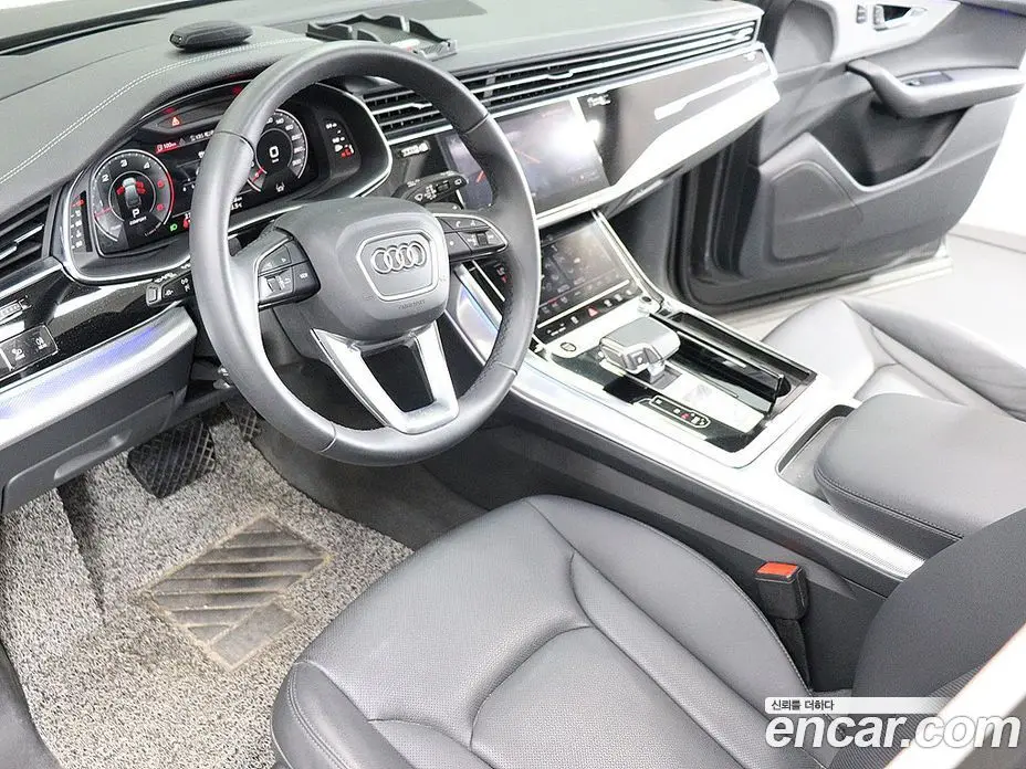Audi Q7 2023 3.0 автомат (гидро), фото 16