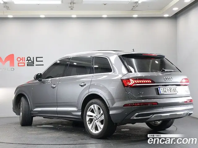 Audi Q7 2023 3.0 автомат (гидро), миниатюра 3