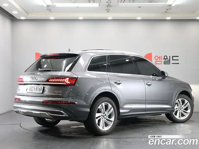 Audi Q7 2023 3.0 автомат (гидро), миниатюра 4