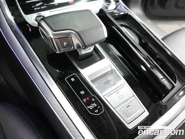 Audi Q7 2023 3.0 автомат (гидро), миниатюра 10