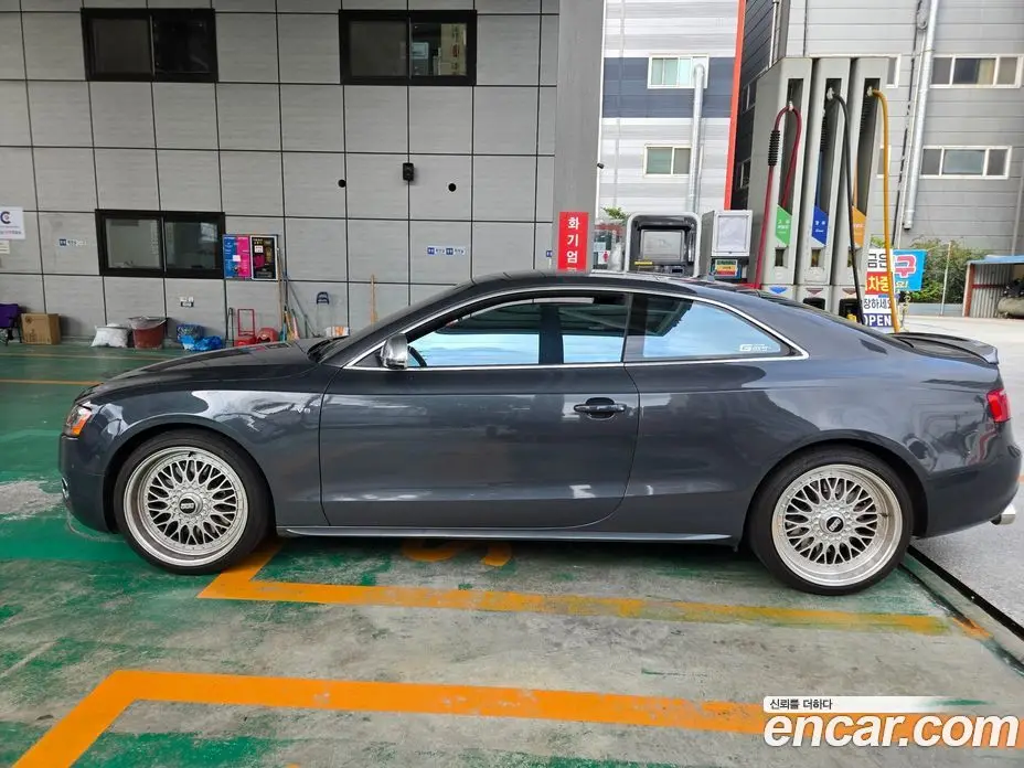 Audi S5 2009 4.2 автомат (гидро), фото 16
