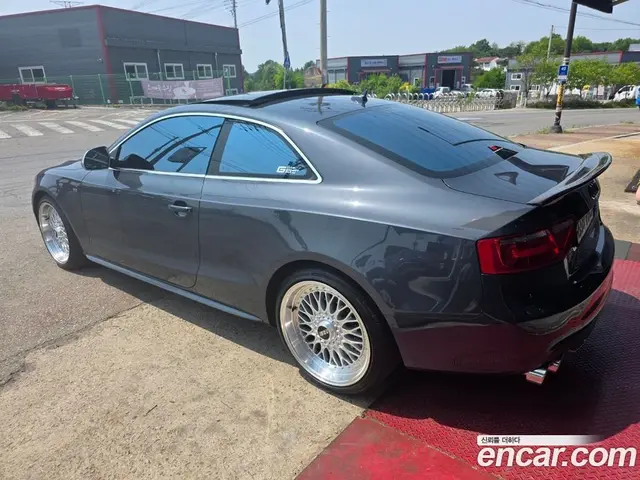 Audi S5 2009 4.2 автомат (гидро), миниатюра 9