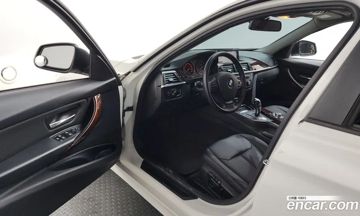 BMW 3 серия 2012 2.0 автомат (гидро), фото 12