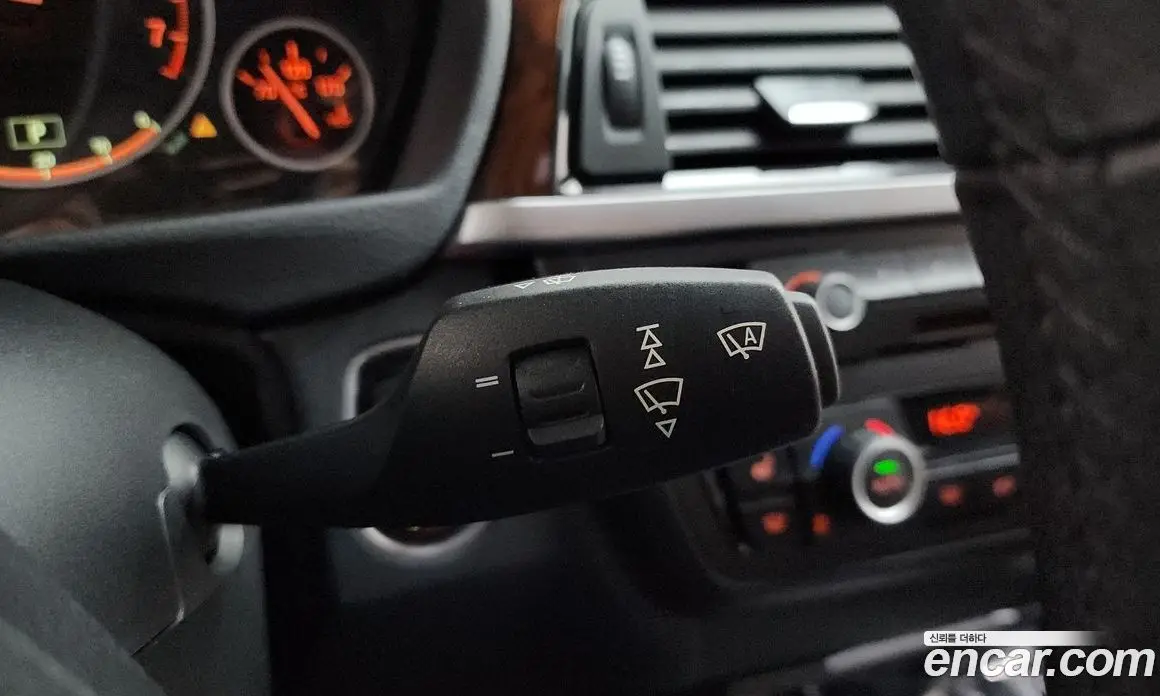 BMW 3 серия 2012 2.0 автомат (гидро), фото 26