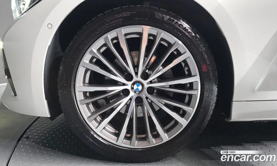 BMW 3 серия 2021 2.0 автомат (гидро), фото 5