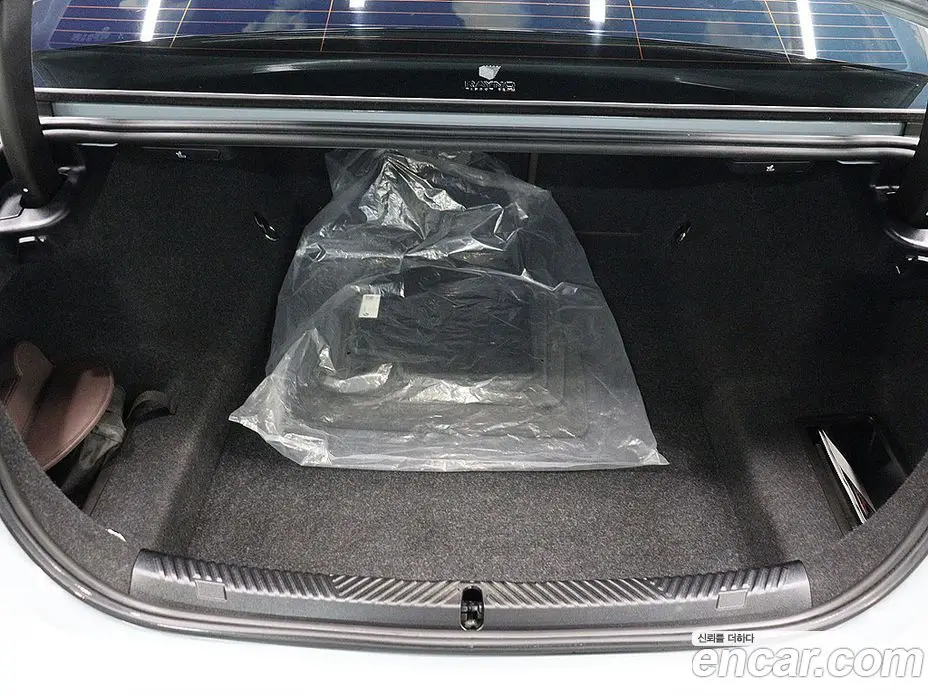 BMW 5 серия 2024 2.0 автомат (гидро), фото 15