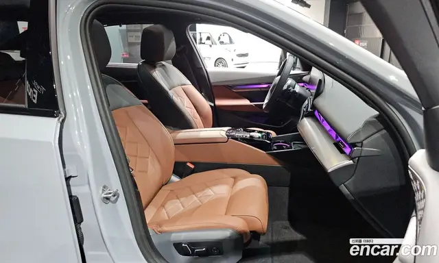 BMW 5 серия 2025 2.0 автомат (гидро), миниатюра 12