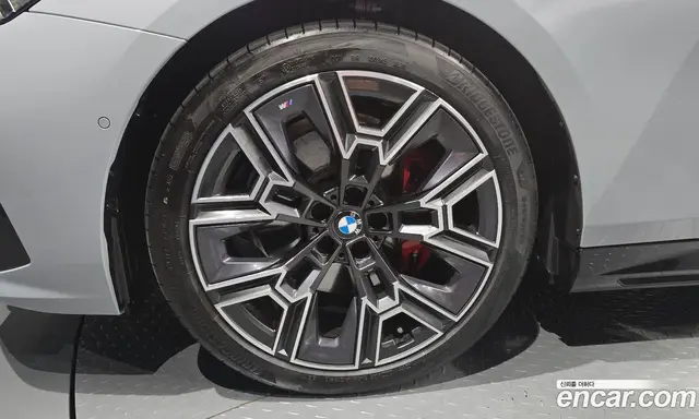 BMW 5 серия 2025 2.0 автомат (гидро), миниатюра 5