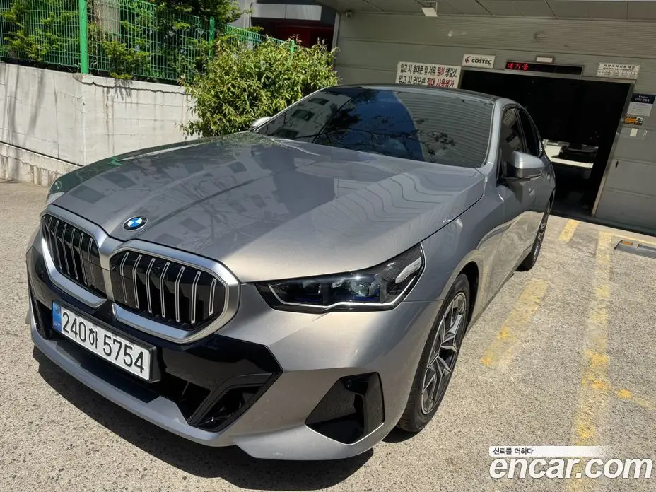 BMW 5 серия 2026 2.0 автомат (гидро), фото 5