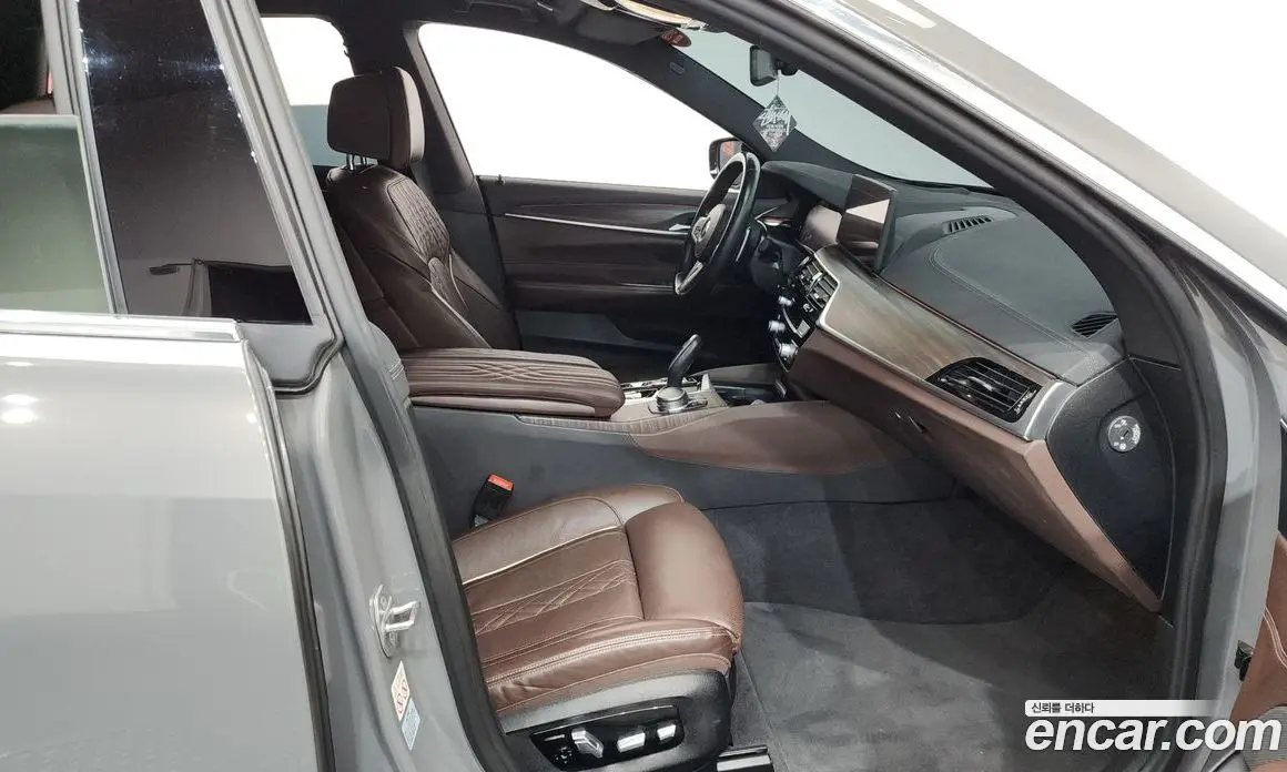 BMW 6 серия 2021 2.0 автомат (гидро), фото 16