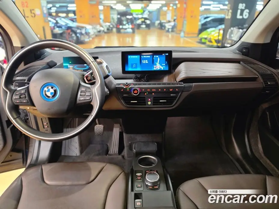 BMW i3 2021 0.1 автомат (гидро), фото 10