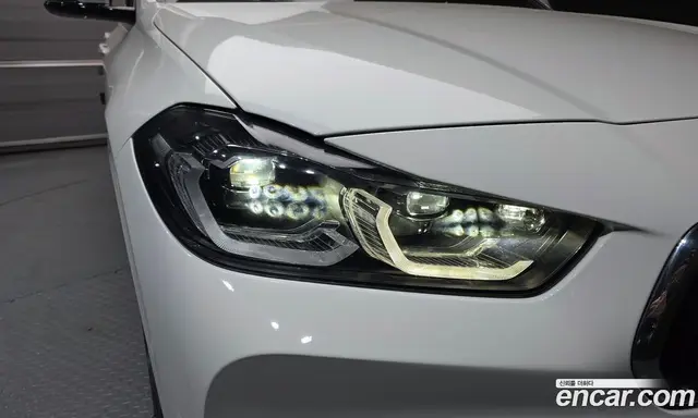 BMW X2 2023 2.0 автомат (гидро), миниатюра 8