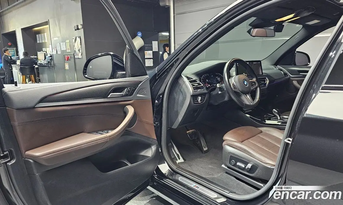 BMW X3 2023 2.0 автомат (гидро), фото 13