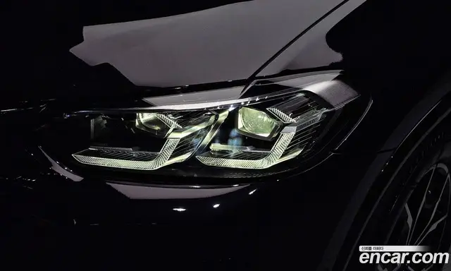 BMW X3 2023 2.0 автомат (гидро), миниатюра 8