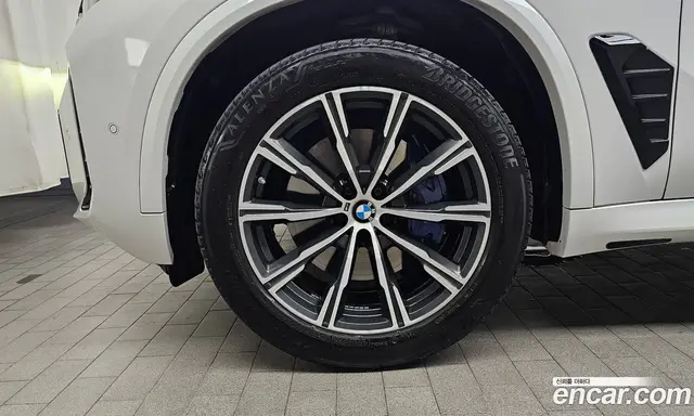 BMW X5 2024 3.0 автомат (гидро), миниатюра 5