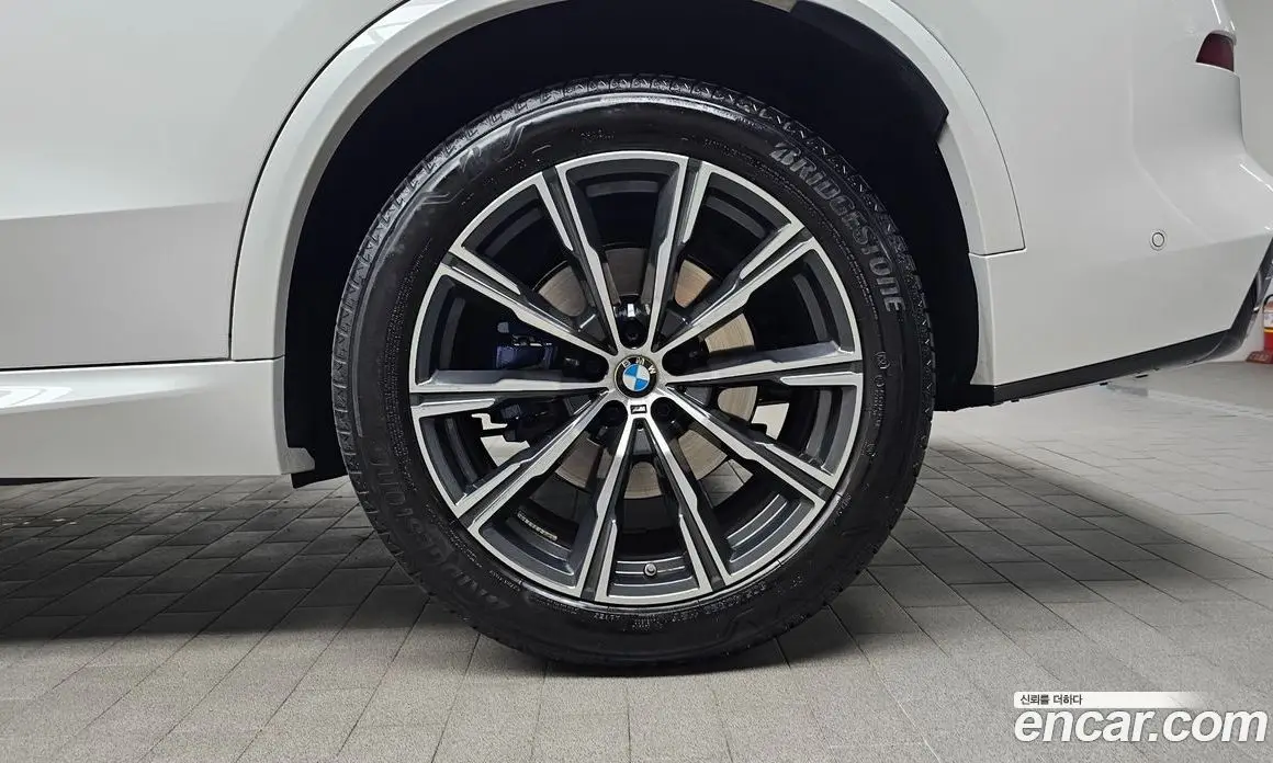 BMW X5 2024 3.0 автомат (гидро), фото 7