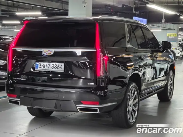 Cadillac Escalade 2023 6.2 автомат (гидро), миниатюра 2 Cadillac Escalade 2023 6.2 автомат (гидро), миниатюра 2