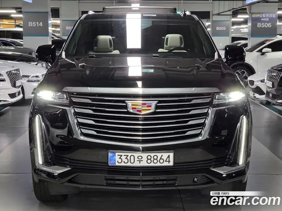 Cadillac Escalade 2023 6.2 автомат (гидро), фото 4 Cadillac Escalade 2023 6.2 автомат (гидро), фото 4