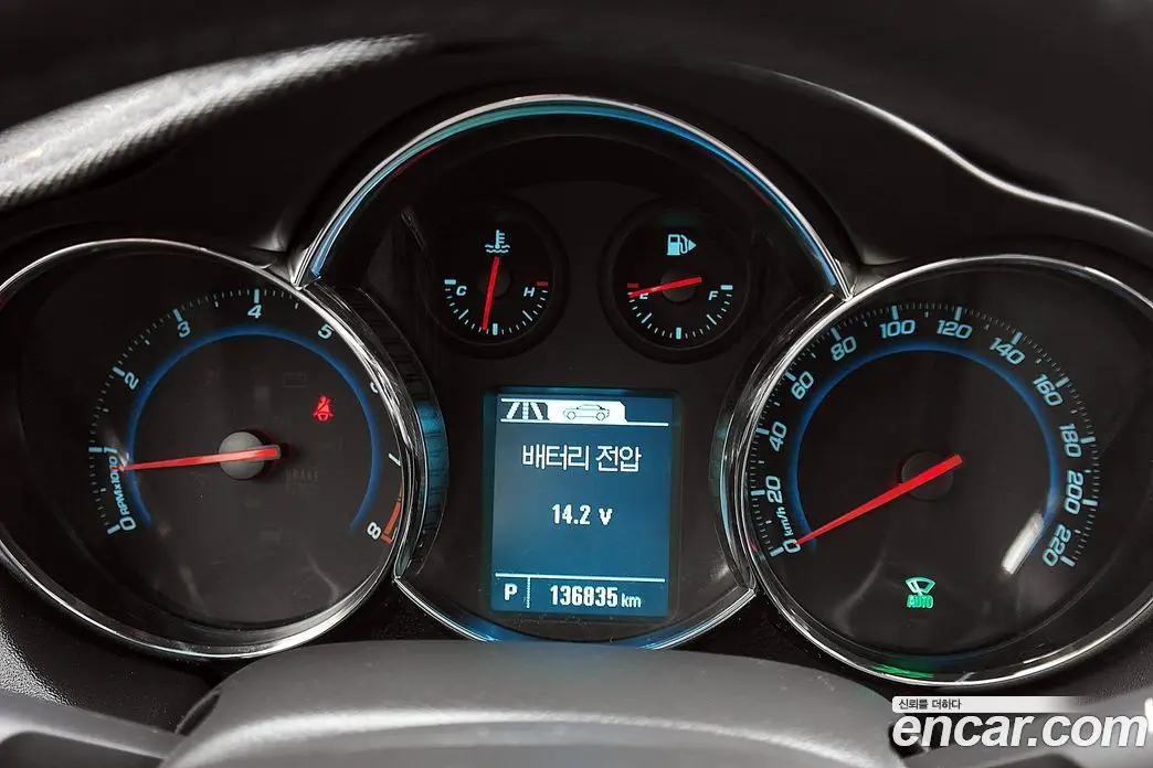 Chevrolet Cruze 2015 1.8 автомат (гидро), фото 11