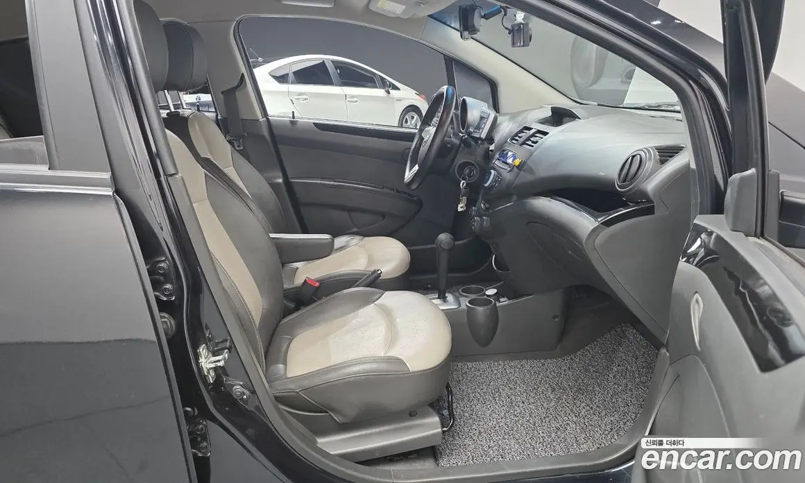 Chevrolet Matiz 2010 1.0 автомат (гидро), фото 10