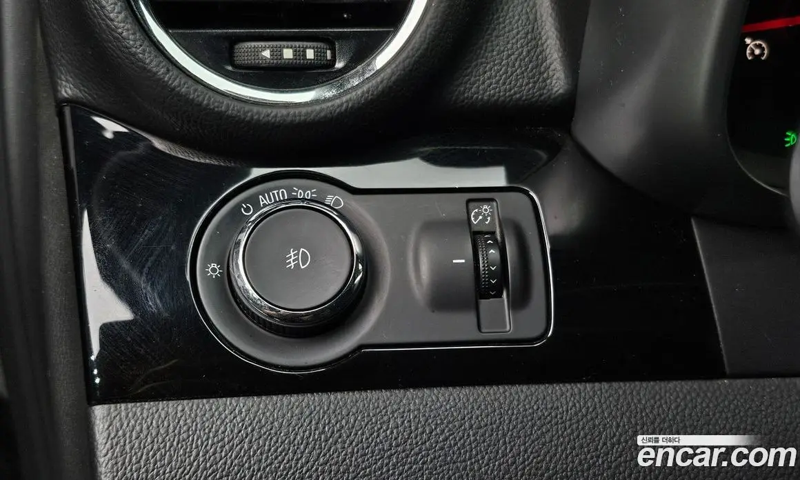 Chevrolet Orlando 2016 2.0 автомат (гидро), фото 13