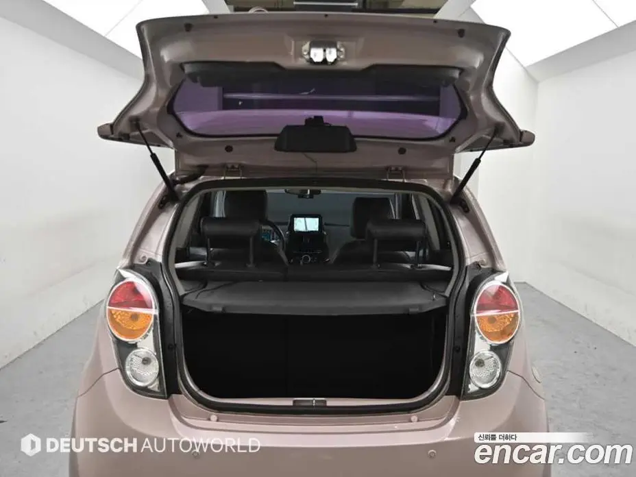 Chevrolet Spark 2012 1.0 автомат (гидро), фото 19