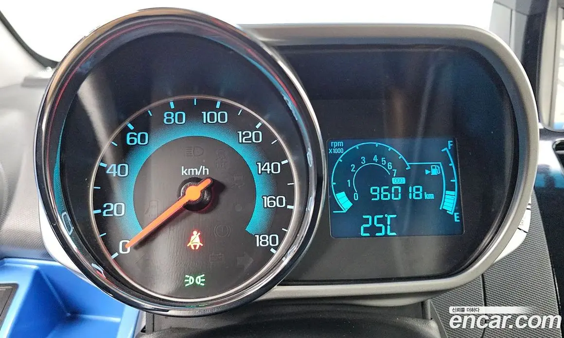 Chevrolet Spark 2014 1.0 автомат (гидро), фото 11
