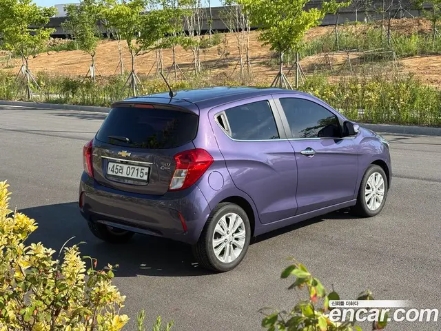 Chevrolet Spark 2015 1.0 автомат (гидро), миниатюра 2