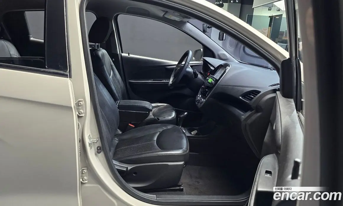 Chevrolet Spark 2016 1.0 автомат (гидро), фото 11