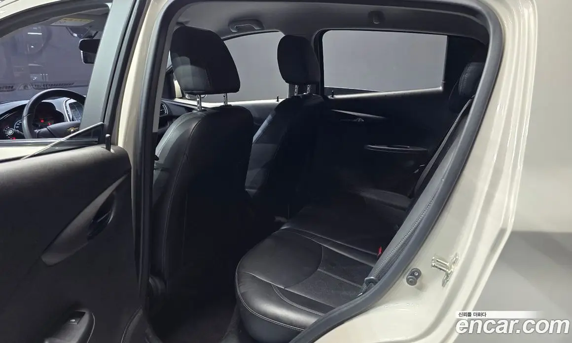 Chevrolet Spark 2016 1.0 автомат (гидро), фото 12