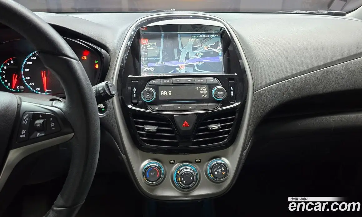 Chevrolet Spark 2016 1.0 автомат (гидро), фото 14