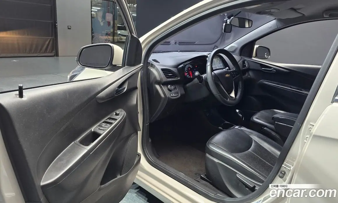 Chevrolet Spark 2016 1.0 автомат (гидро), фото 10
