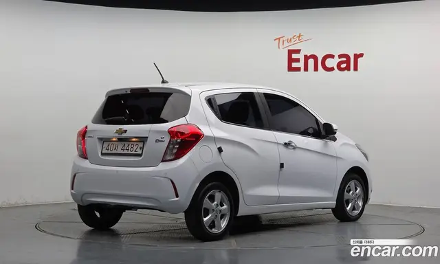Chevrolet Spark 2017 1.0 автомат (гидро), миниатюра 2