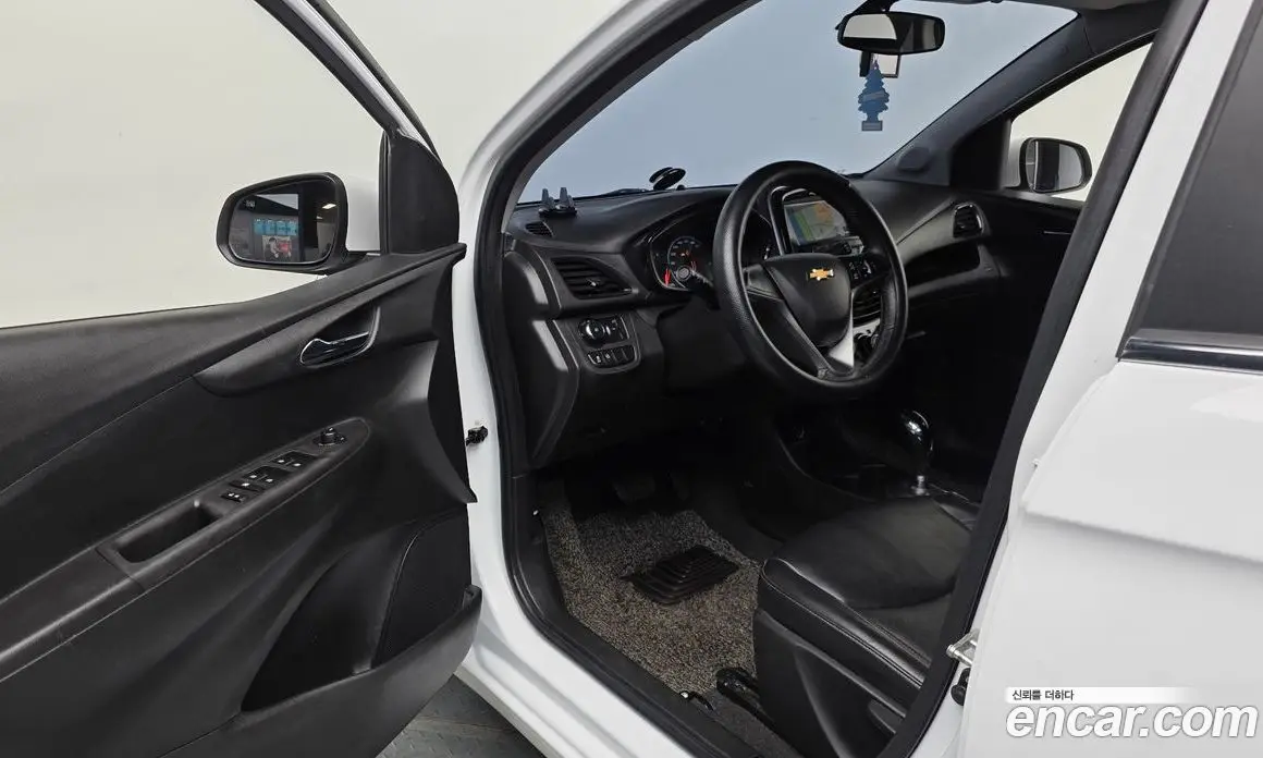 Chevrolet Spark 2017 1.0 автомат (гидро), фото 10