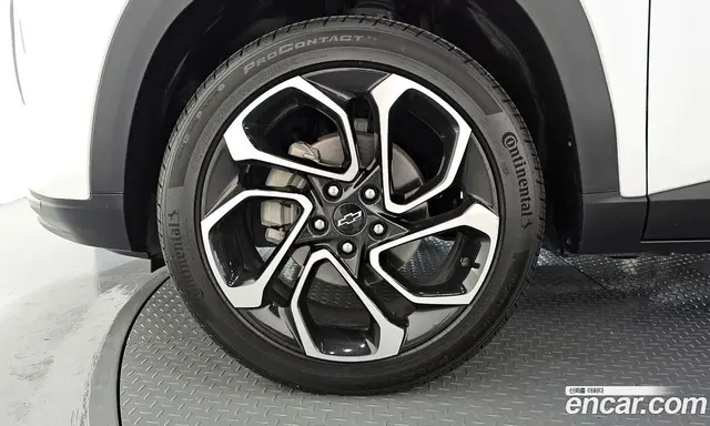 Chevrolet Trax 2023 1.2 автомат (гидро), миниатюра 5