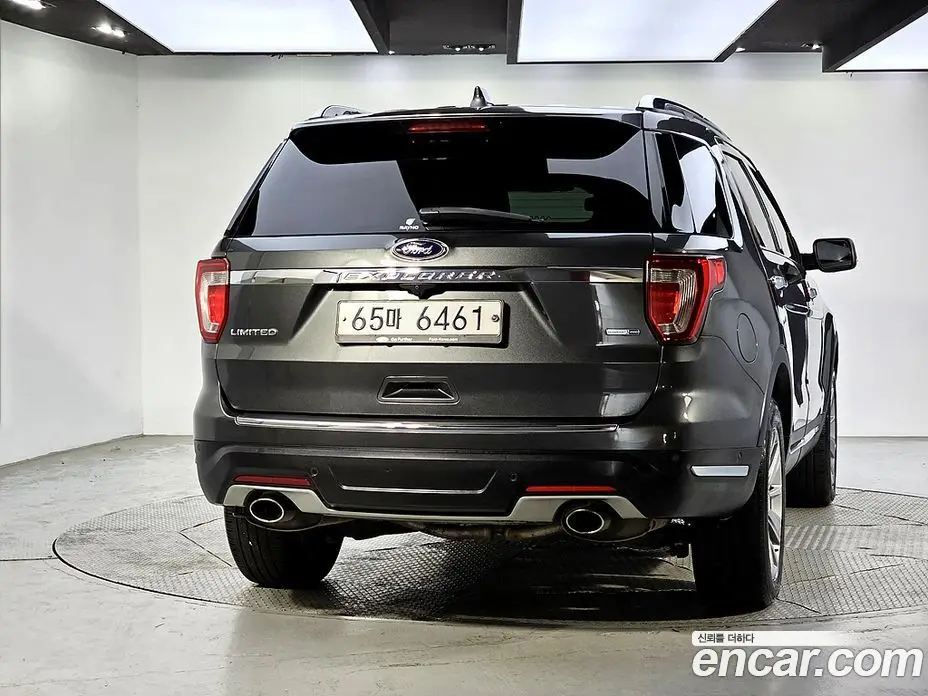 Ford Explorer 2019 2.3 автомат (гидро), фото 3