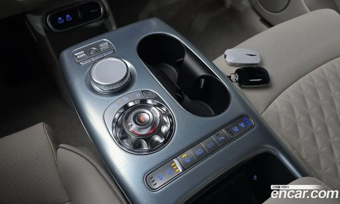 Genesis GV60 2023 0.1 автомат (гидро), фото 12