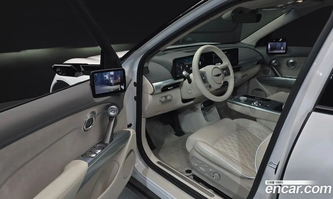 Genesis GV60 2023 0.1 автомат (гидро), фото 13