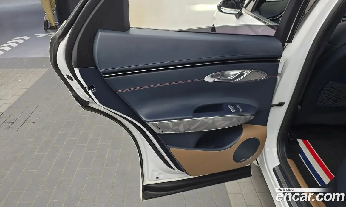 Genesis GV70 2021 2.5 автомат (гидро), фото 15