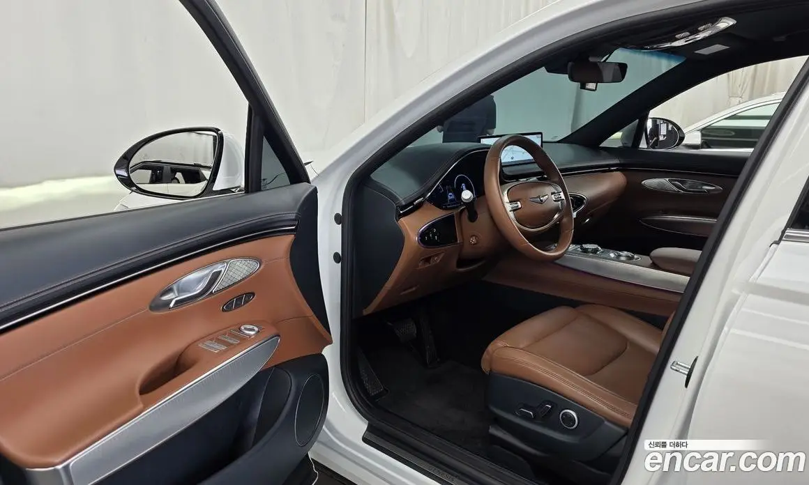 Genesis GV70 2023 2.5 автомат (гидро), фото 13