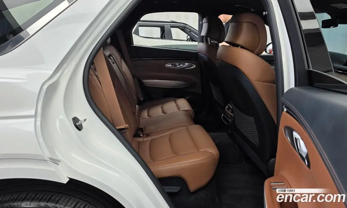 Genesis GV70 2023 2.5 автомат (гидро), фото 18