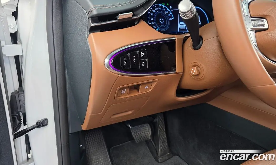 Genesis GV70 2023 2.5 автомат (гидро), фото 23