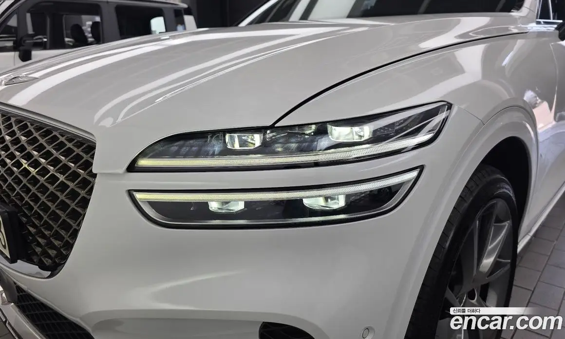 Genesis GV70 2023 2.5 автомат (гидро), фото 8
